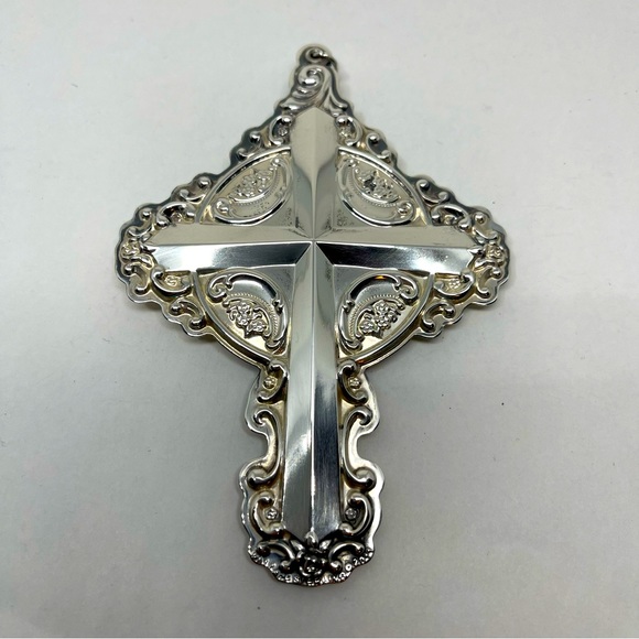 2011 Sterling Silver 16th Edition Wallace Grande Baroque Christmas Cross